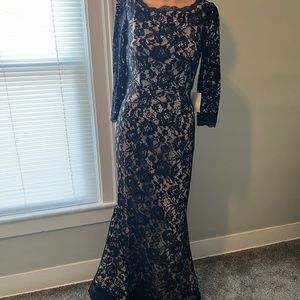 Venus! Lace maxi dress, new
